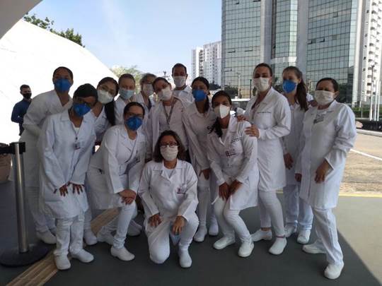 Leia mais sobre o artigo Estudantes de Etecs realizam testes contra a Covid-19 em eventos públicos